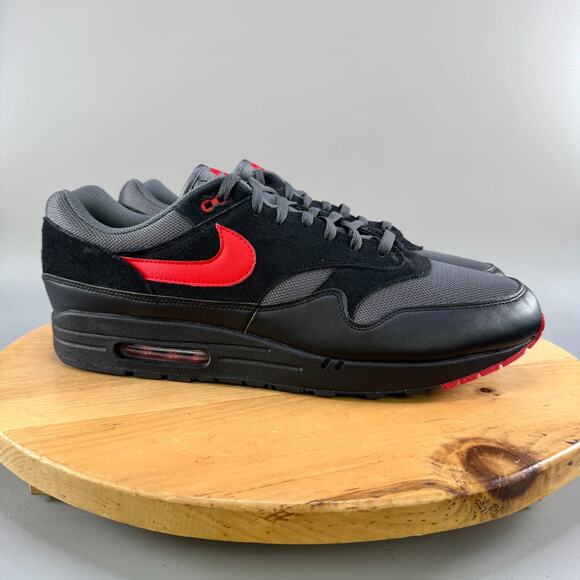 Nike Air Max 1 ESS \'Vamps\' Mens‎ Size 18 Shoes Black University Red FZ5808-008